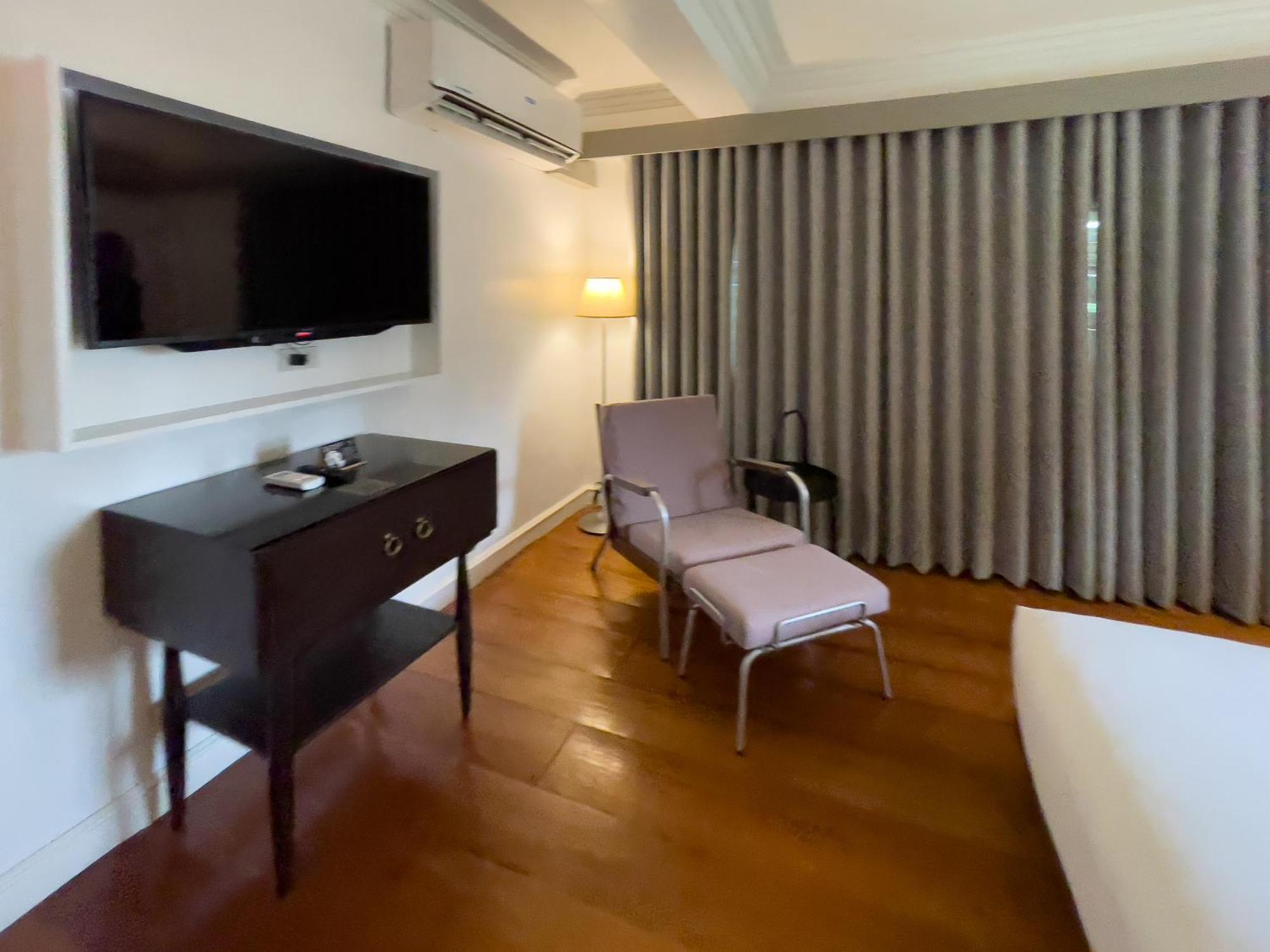 Miranamin Nest Entire In Miranila Heritage Compound For 30pax Manila